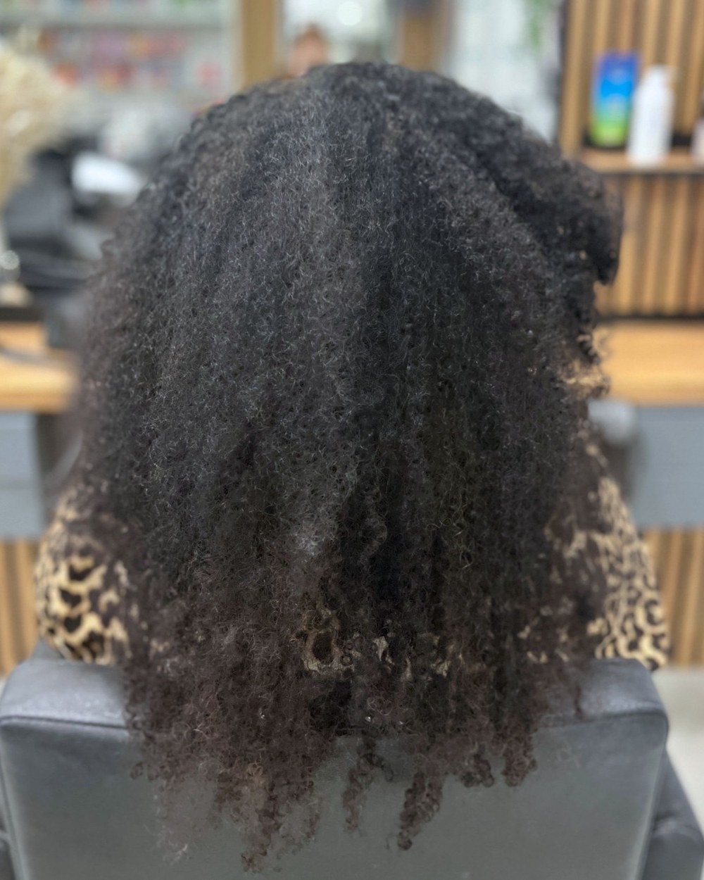 Przed — AFRO 4A–4C, gęste włosy